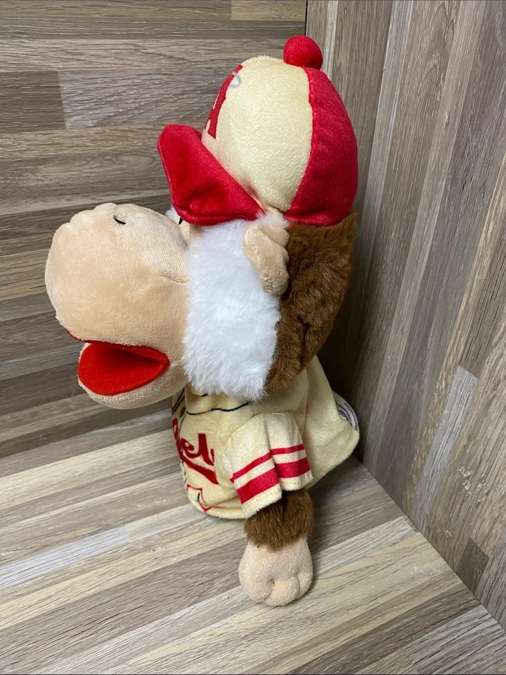 MLB plush los